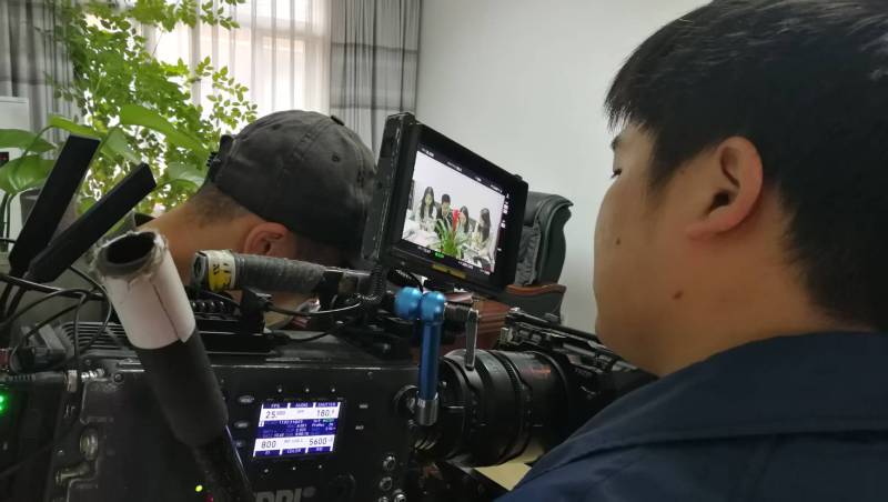 剧本杀式体验：赤坎区广告片拍摄公司构建沉浸式消费决策路径
